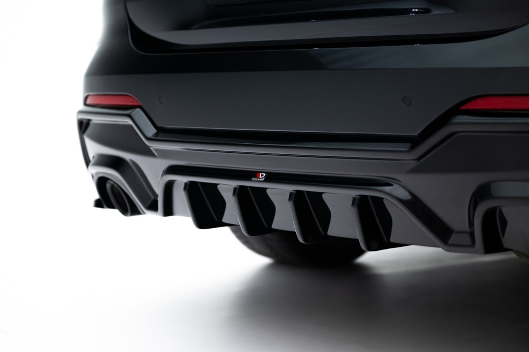 Maxton Design Rear Valance BMW 4 M-Pack G22 / G23 / G22 Facelift / G23 Facelift