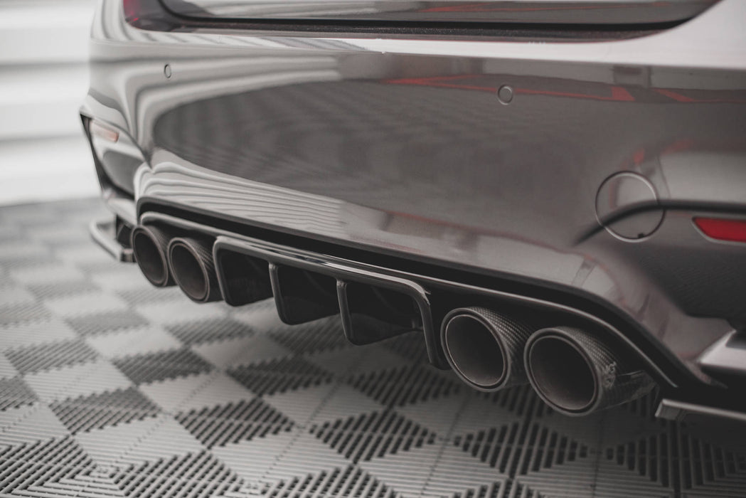 Maxton Design Rear Valance BMW M4 F82