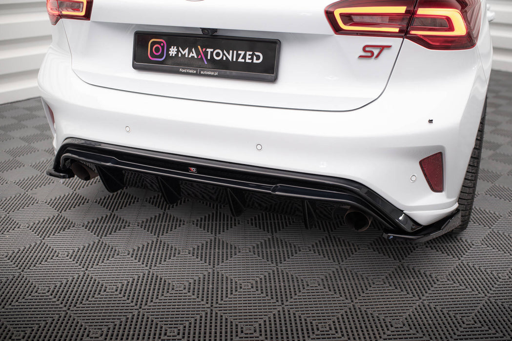 Maxton Design Rear Valance V.3 Ford Focus Hatchback ST Mk4