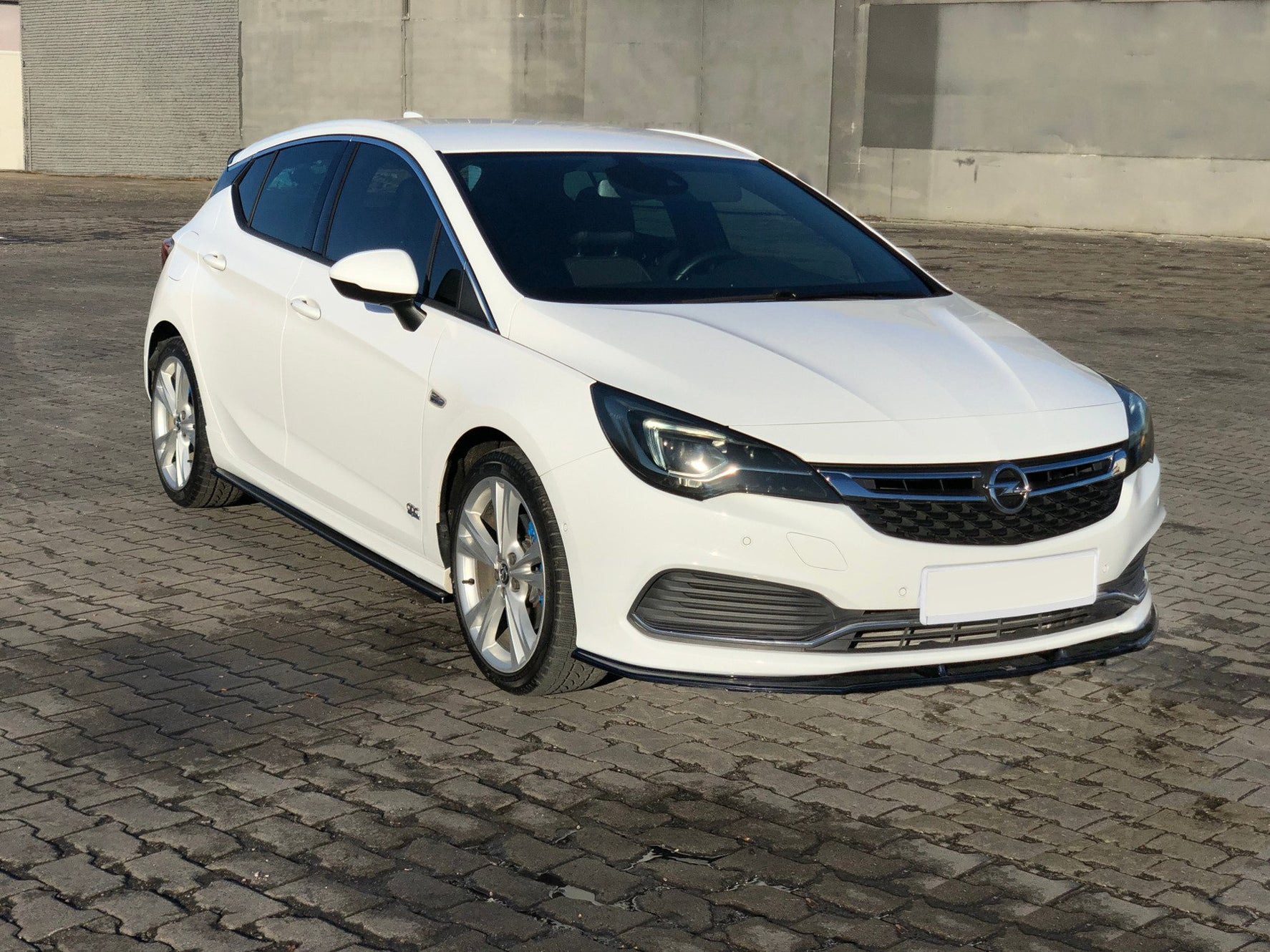 Maxton Design SIDE SKIRTS DIFFUSERS OPEL ASTRA K OPC-LINE — Maxton ...