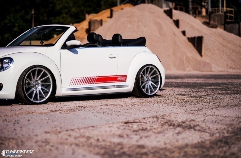 Maxton Design SIDE SKIRTS DIFFUSERS VW BEETLE