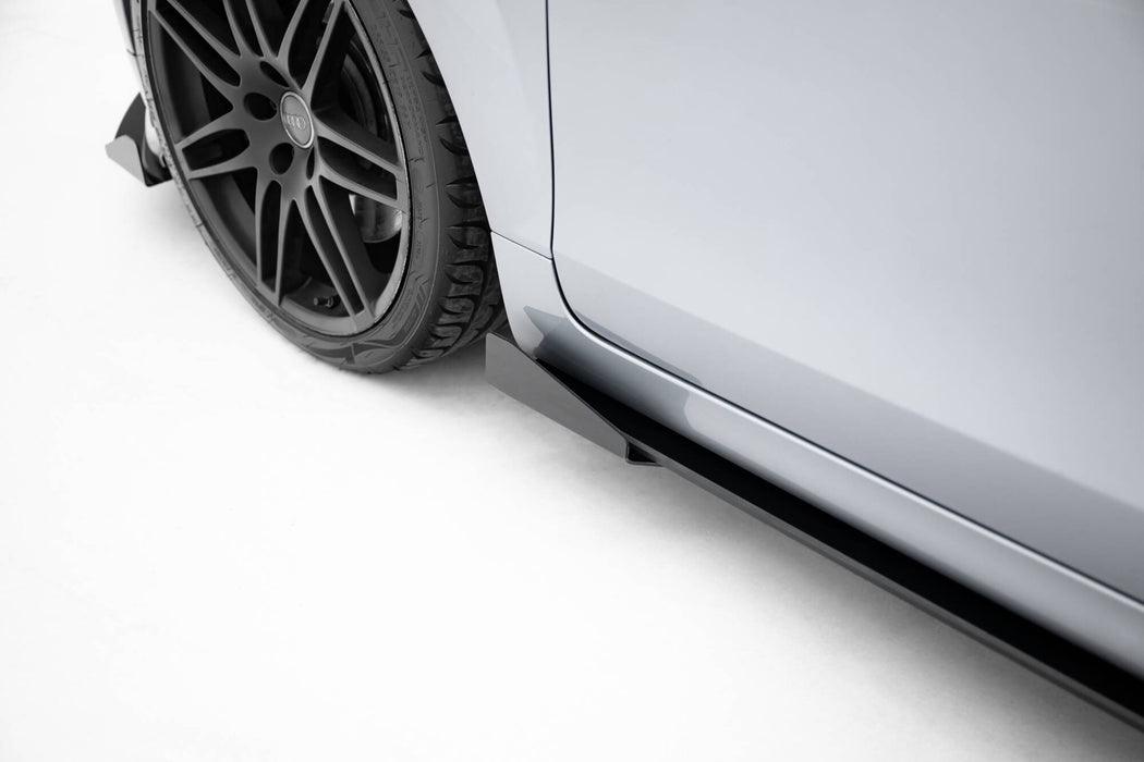 Maxton Design Side Flaps Audi TT S / TT S-Line 8J