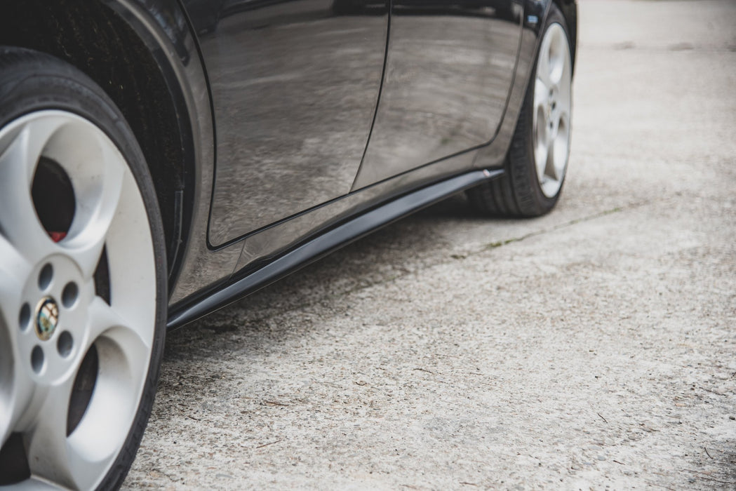 Maxton Design Side Skirts Diffusers Alfa Romeo 156 Facelift