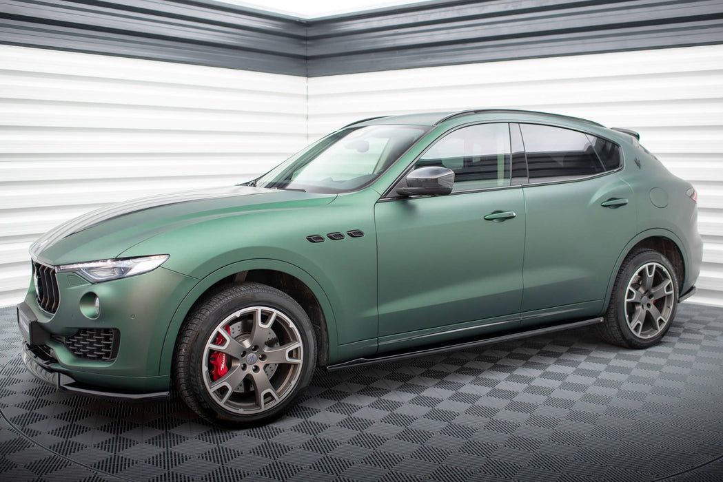 Maxton Design Side Skirts Diffusers Maserati Levante Mk1