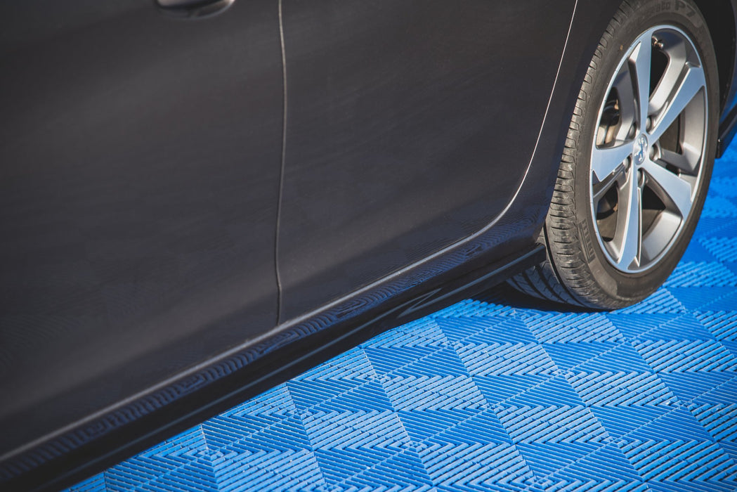 Maxton Design Side Skirts Diffusers Peugeot 308 SW Mk2