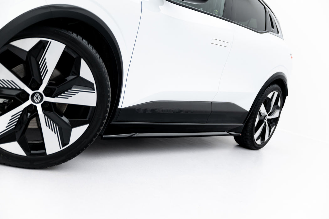 Maxton Design Side Skirts Diffusers Renault Megane E-Tech Electric Mk1