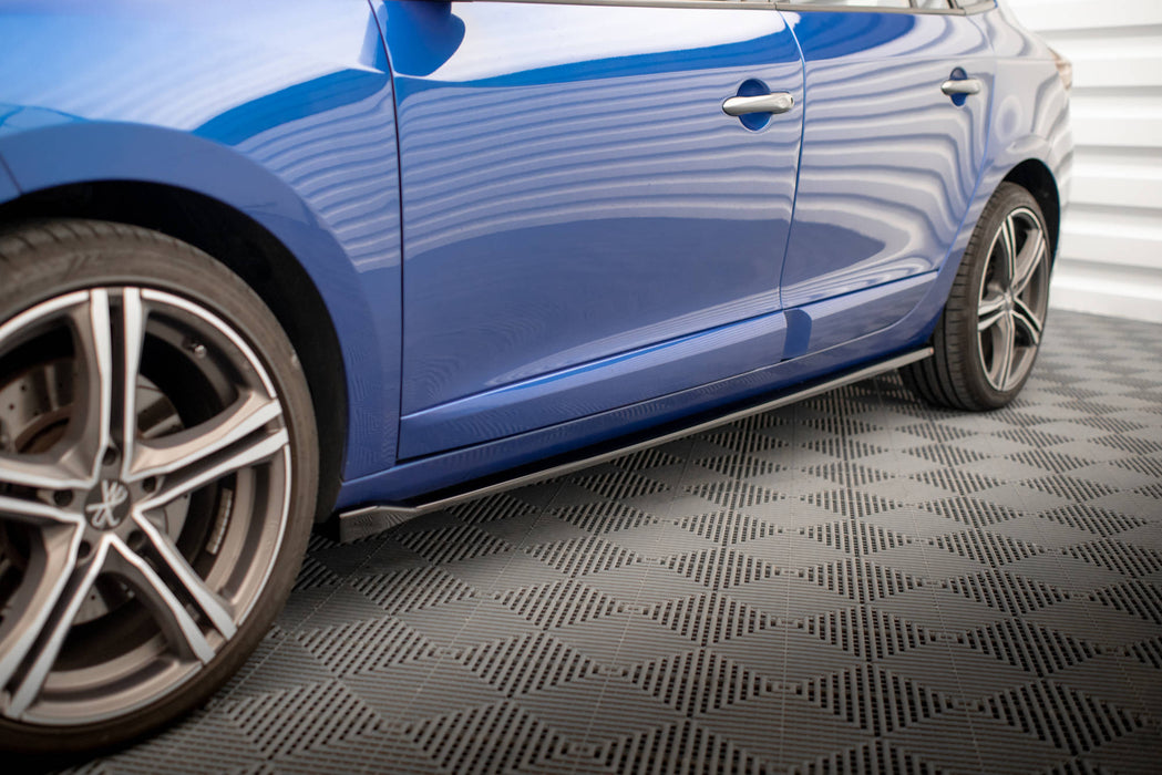 Maxton Design Side Skirts Diffusers Renault Megane GT Line Grandtour Mk3 Facelift
