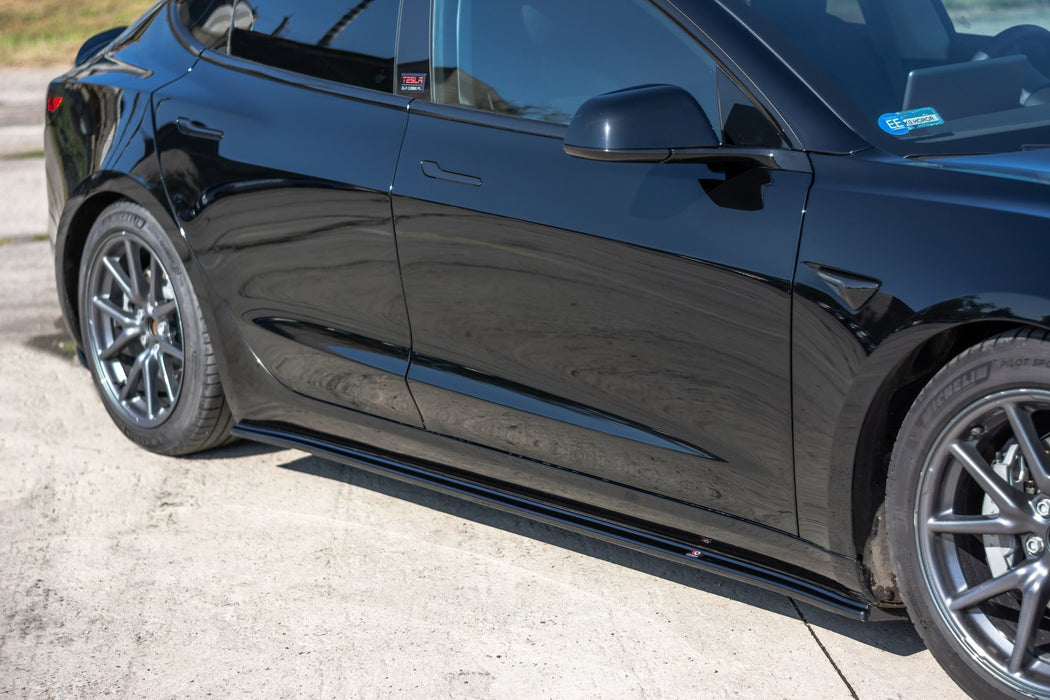 Maxton Design Side Skirts Diffusers Tesla Model 3 / Model 3 Performance Mk1 / Mk1 Facelift