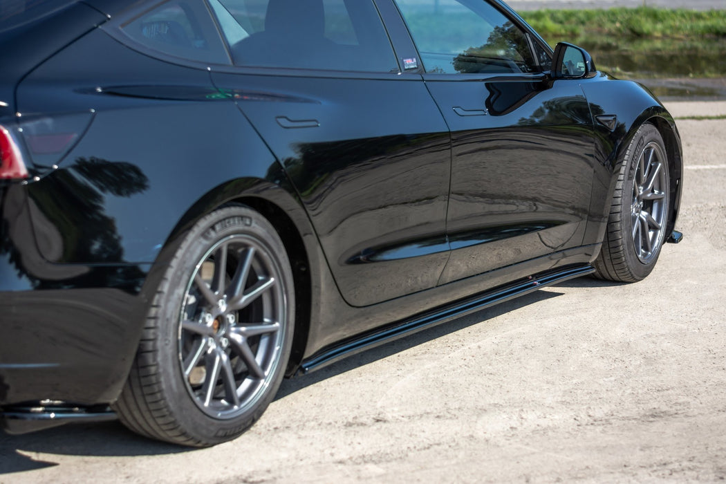 Maxton Design Side Skirts Diffusers Tesla Model 3 / Model 3 Performance Mk1 / Mk1 Facelift