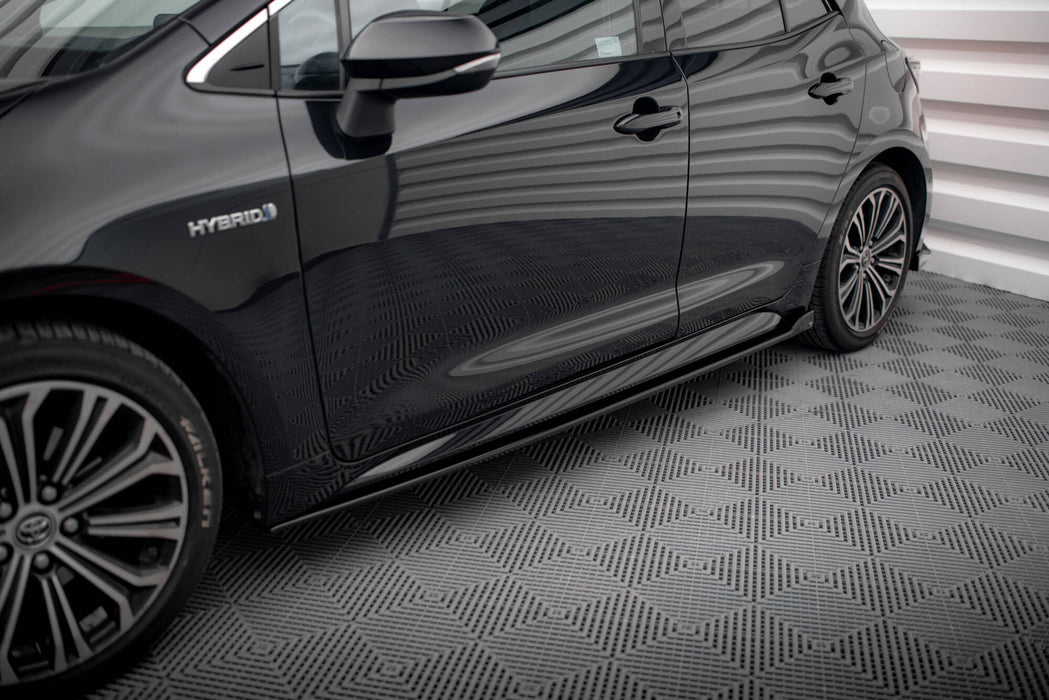 Maxton Design Side Skirts Diffusers Toyota Corolla XII Hatchback
