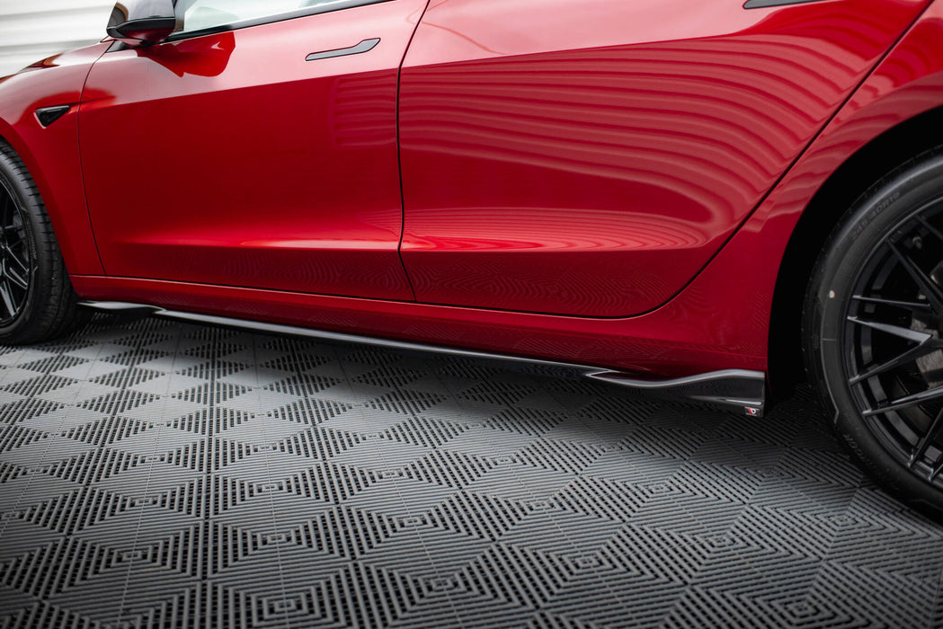 Maxton Design Side Skirts Diffusers V.1 Tesla Model 3 Mk1 / Mk1 Facelift