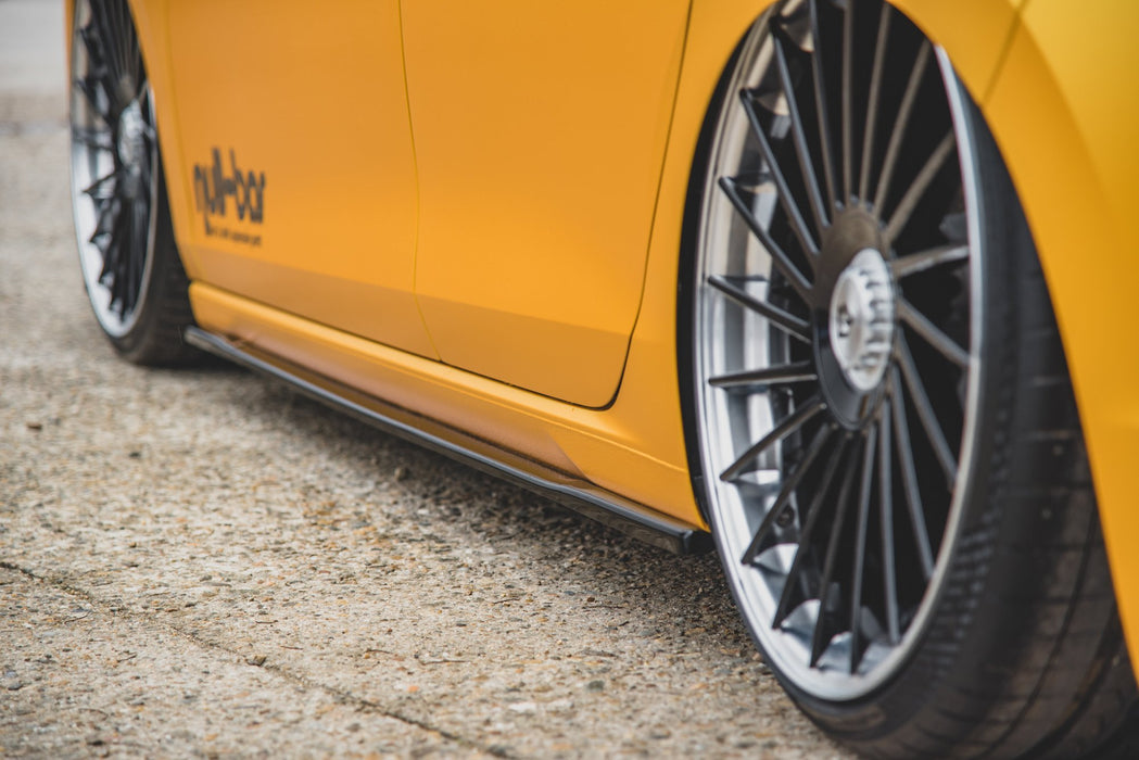 Maxton Design Side Skirts Diffusers V.1 Volkswagen Golf Mk8