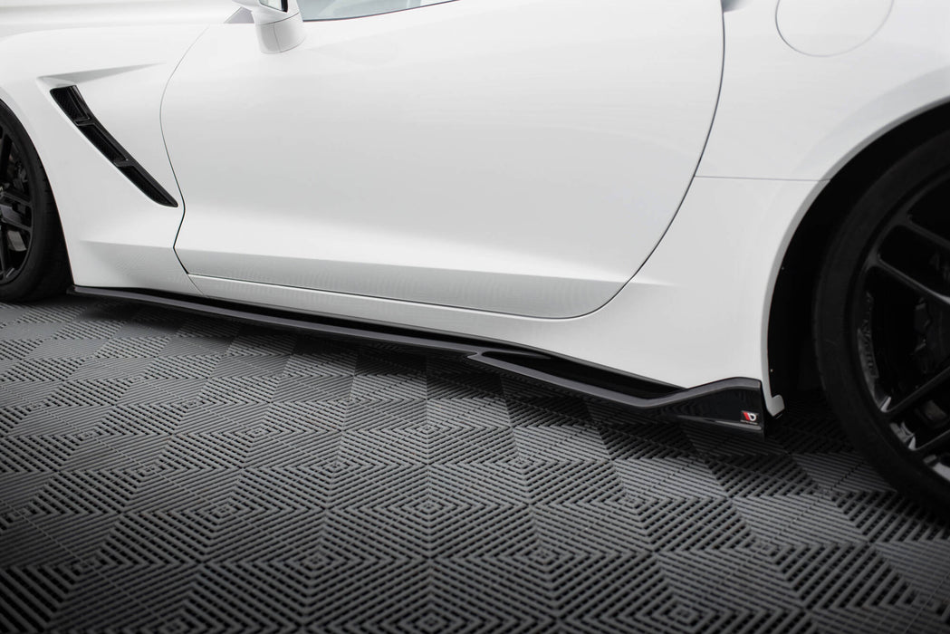 Maxton Design Side Skirts Diffusers V.2 Chevrolet Corvette Stingray C7