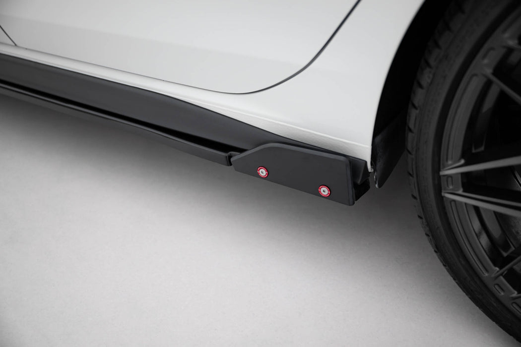 Maxton Design Side Skirts Diffusers V.2 + Flaps Volkswagen Golf GTI / GTE / GTI Clubsport / GTD / R-Line Mk8