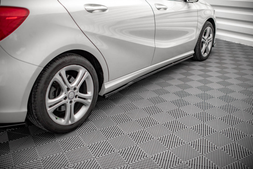 Maxton Design Side Skirts Diffusers V.2 Mercedes-Benz A W176