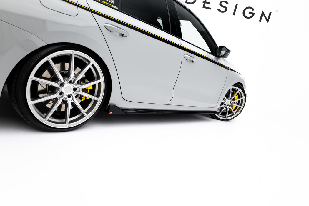 Maxton Design Side Skirts Diffusers V.2 Skoda Octavia RS Liftback / Combi Mk4
