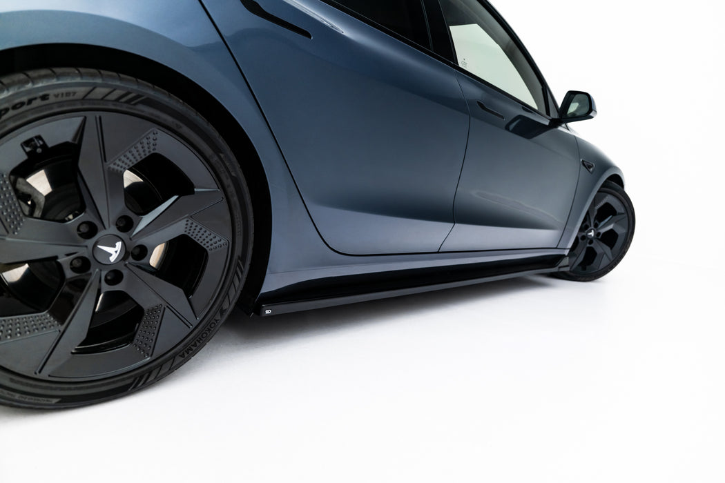 Maxton Design Side Skirts Diffusers V.3 Tesla Model 3 Mk1 / Mk1 Facelift