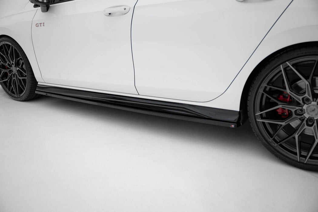 Maxton Design Side Skirts Diffusers V.4 Volkswagen Golf GTI / GTE / GTI Clubsport / GTD / R-Line Mk8
