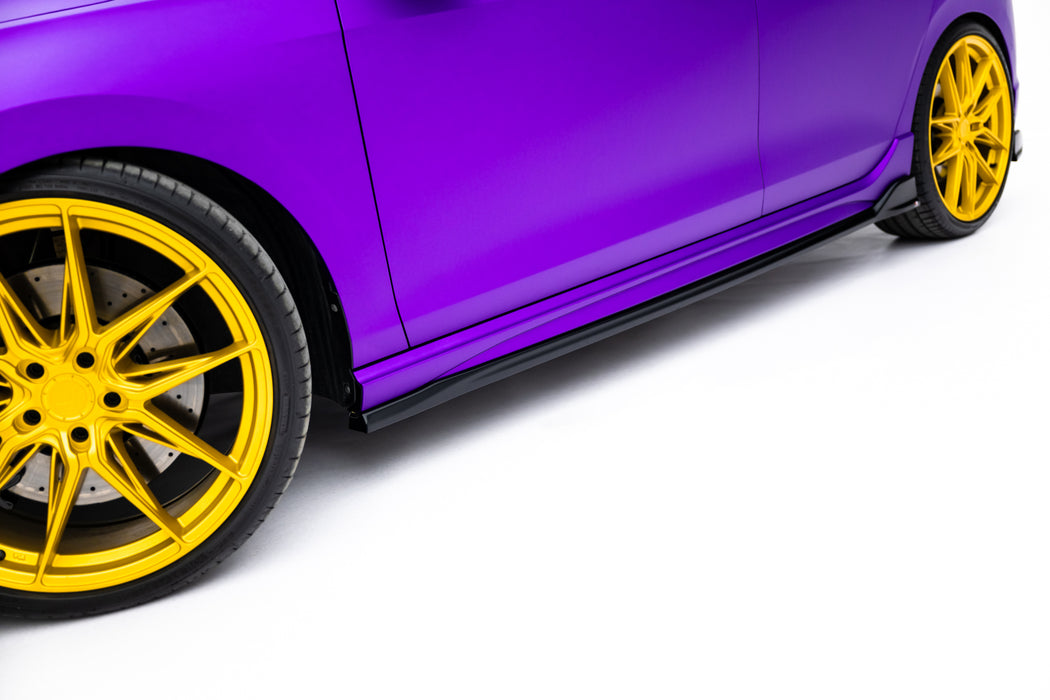 Maxton Design Side Skirts Diffusers V.4 Volkswagen Golf R  Mk8 / Mk8 Facelift