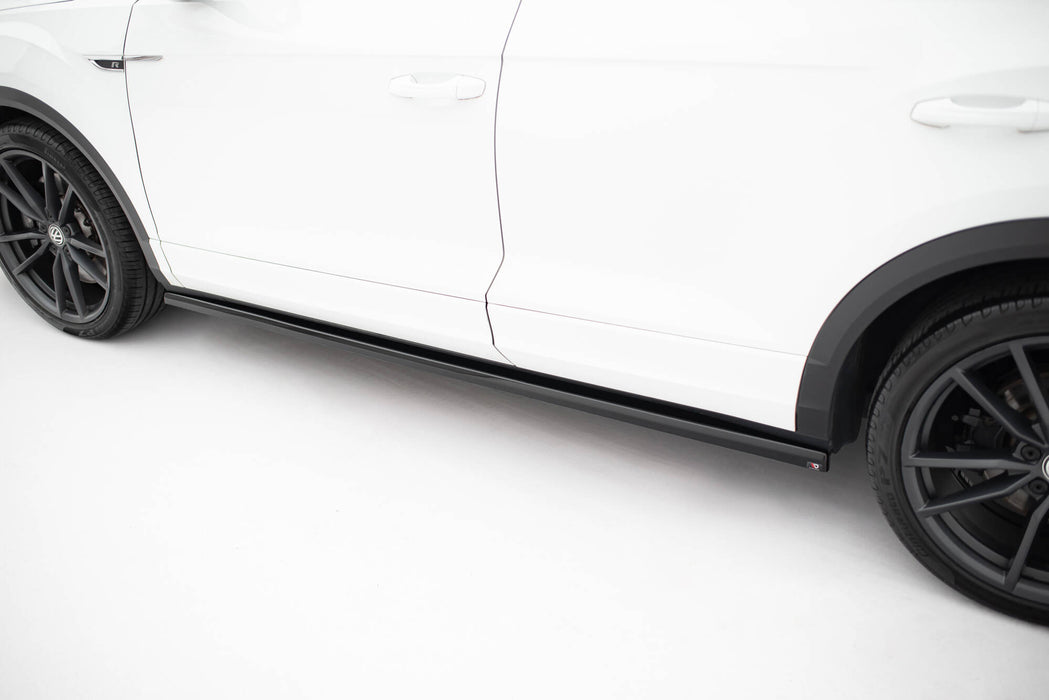 Maxton Design Side Skirts Diffusers Volkswagen T-Roc R / R-Line Mk1