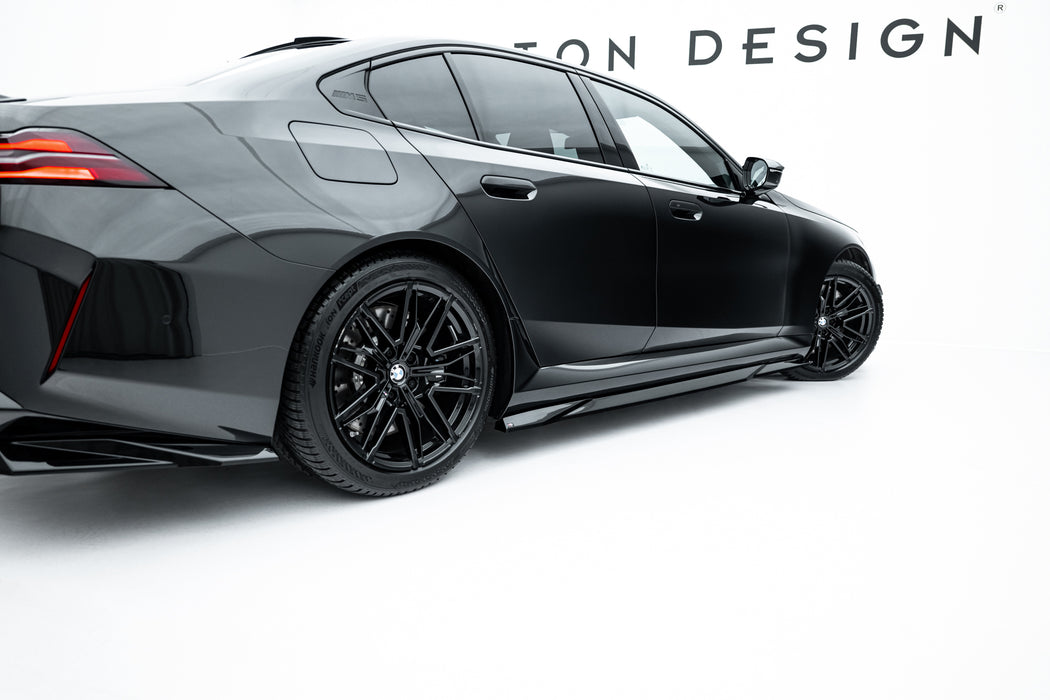 Maxton Design Side skirts Diffusers BMW M5 Sedan / Touring G90