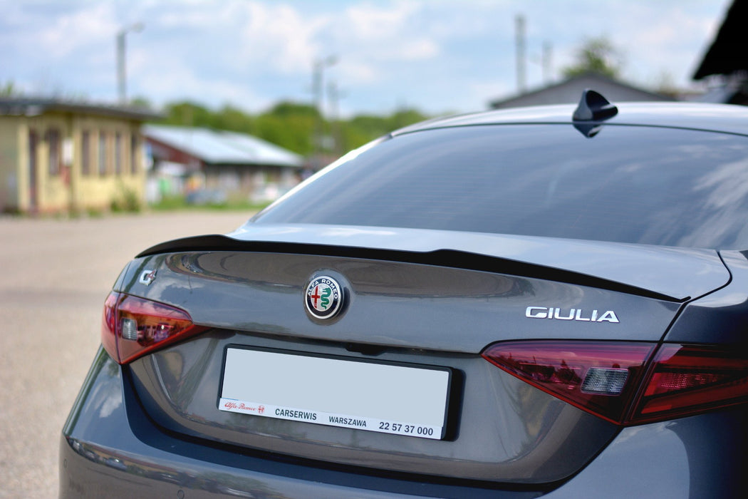 Maxton Design Spoiler Cap Alfa Romeo Giulia