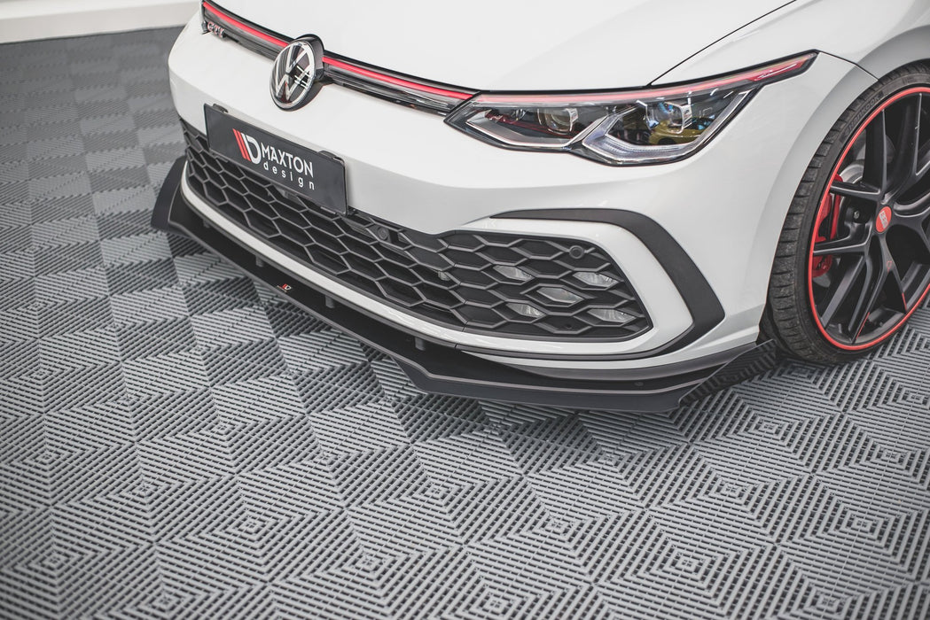 Maxton Design Street Pro Front Splitter + Flaps Volkswagen Golf GTI / GTE / GTD / R-Line Mk8