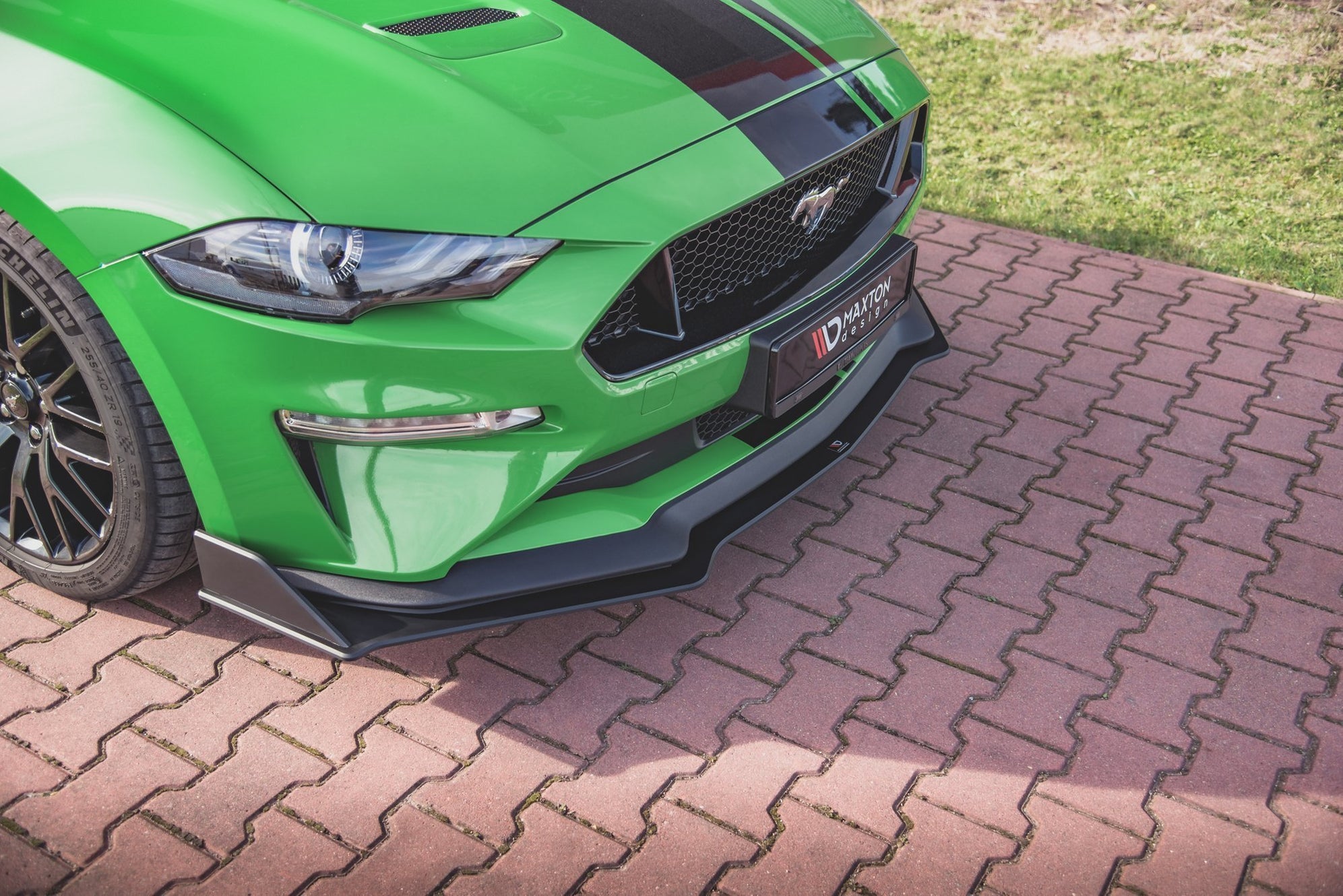 Maxton Design Street Pro Front Splitter V.2 Ford Mustang GT MK6 Faceli ...