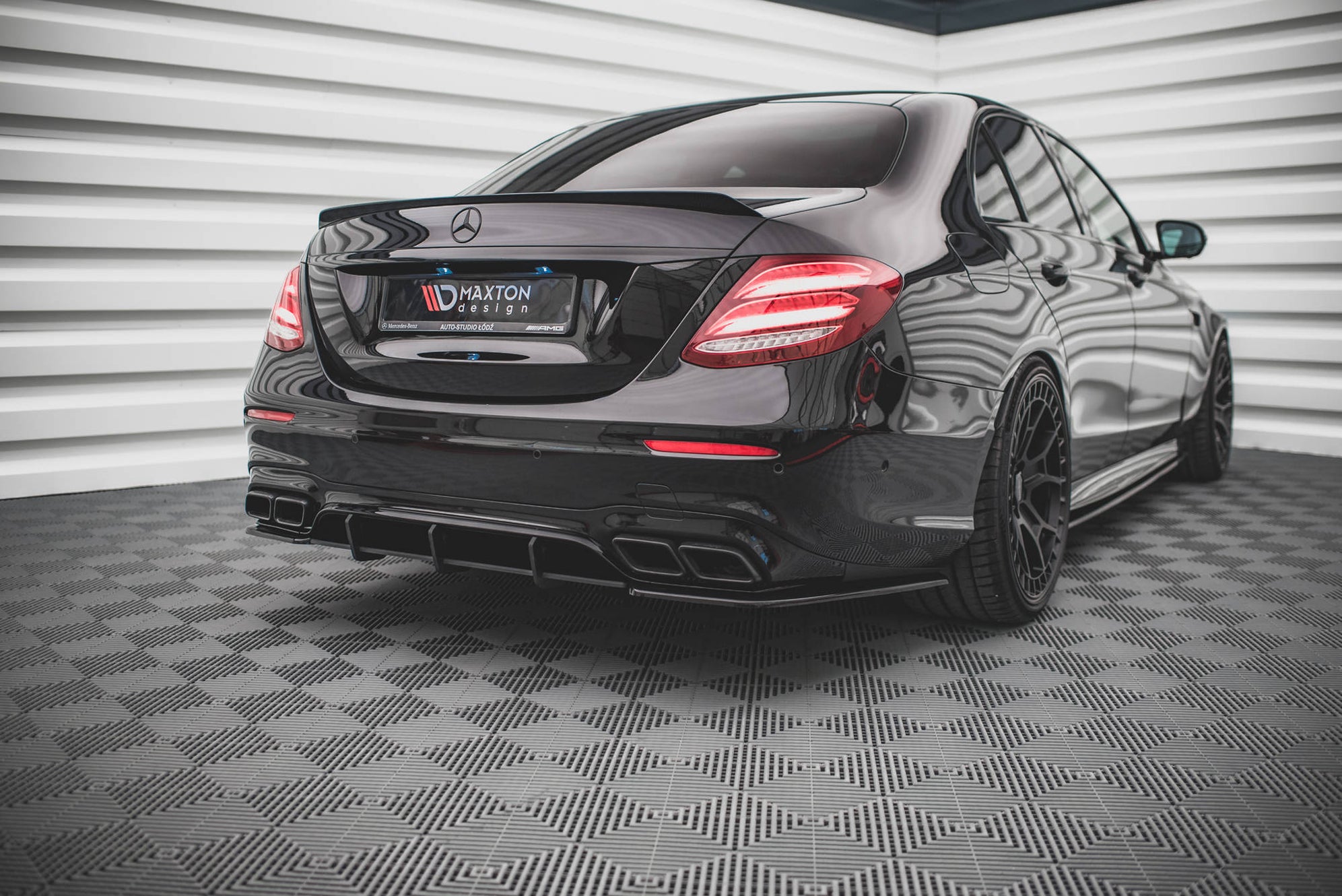 Maxton Design Street Pro Rear Diffuser Mercedes-Benz E63 AMG Estate/Se ...