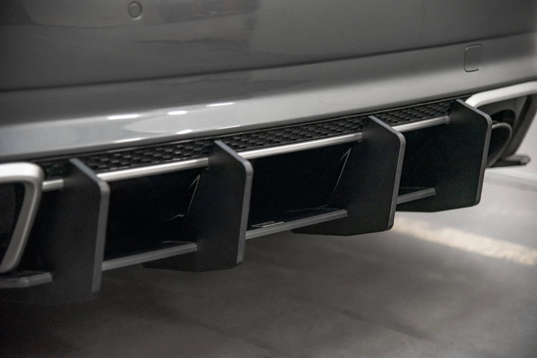 Maxton Design Street Pro Rear Diffuser V.2 Audi RS3 8V Sportback
