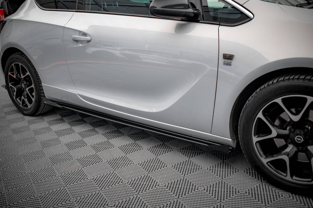 Maxton Design Street Pro Side Skirts Diffusers + Flaps Opel Astra GTC OPC-Line J