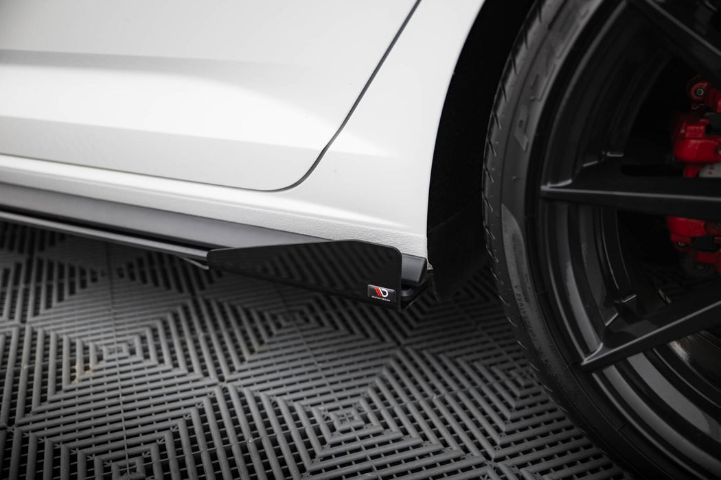 Maxton Design Street Pro Side Skirts Diffusers + Flaps Volkswagen Jetta GLI Mk7