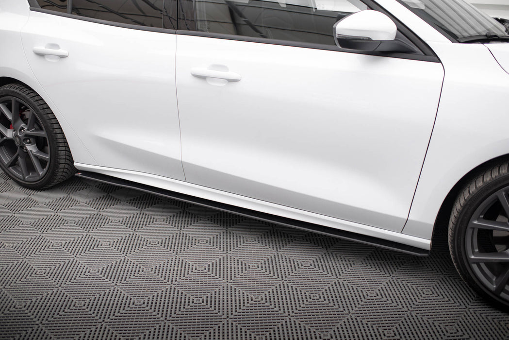 Maxton Design Street Pro Side Skirts Diffusers Ford Focus ST / ST-Line Mk4