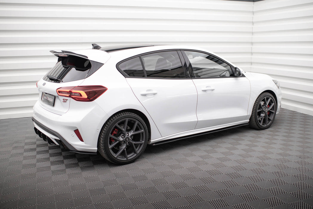 Maxton Design Street Pro Side Skirts Diffusers Ford Focus ST / ST-Line Mk4