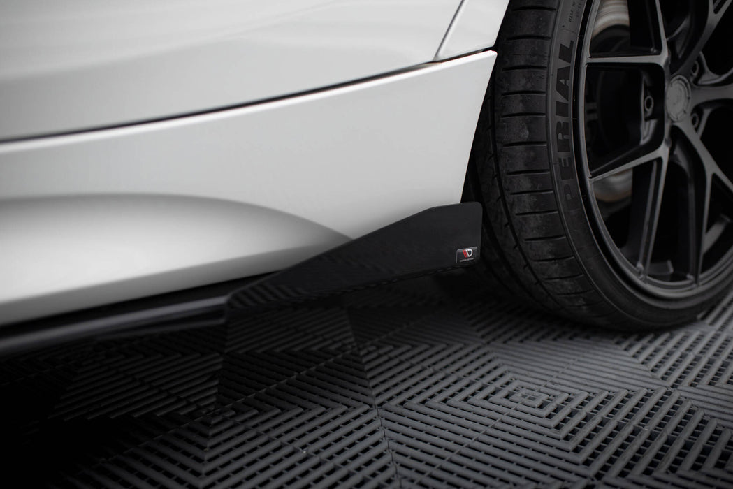 Maxton Design Street Pro Side Skirts Diffusers V.2 + Flaps for BMW 1 F20 M135i / M140i / M-Pack