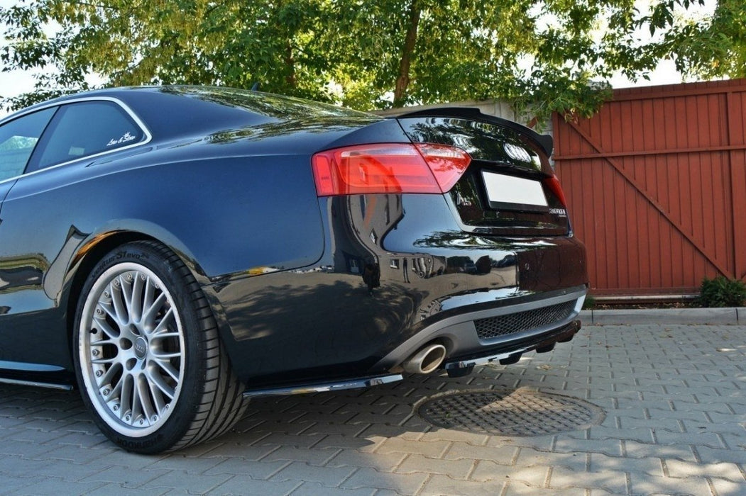 Central Rear Splitter Audi A5 S-Line 8T Coupe / Sportback (With A Vertical Bar)