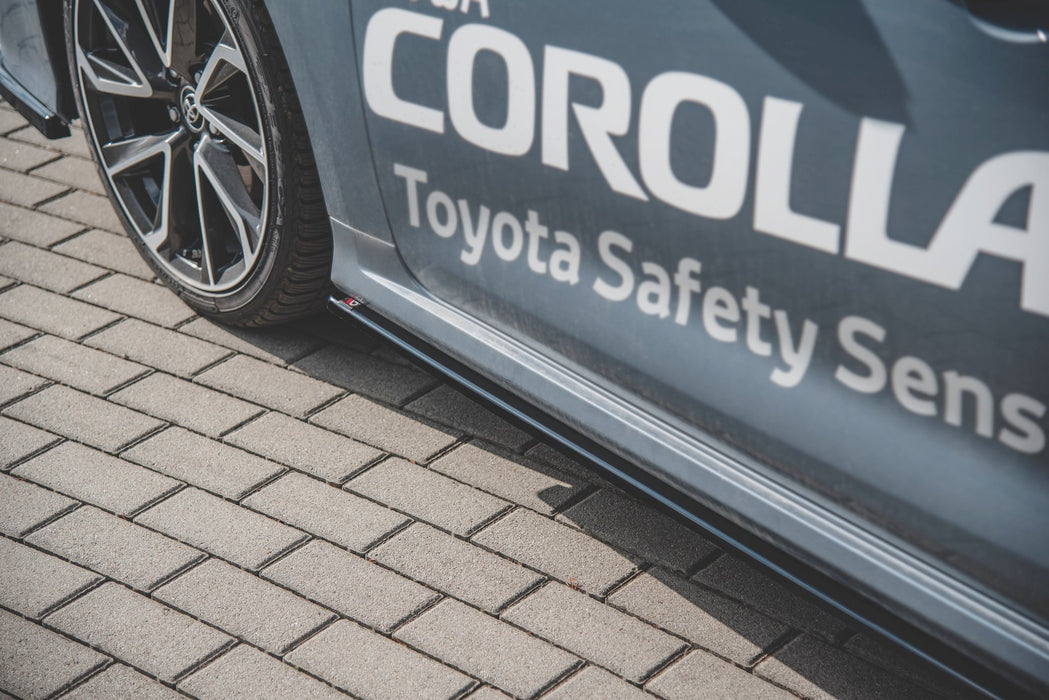 Side Skirts Diffusers Toyota Corolla Mk12 Sedan (2019-)